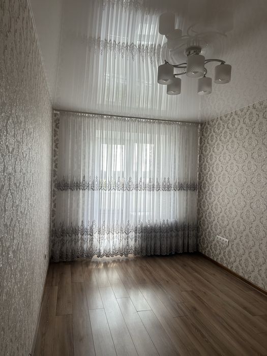 4 кімнатна квартира