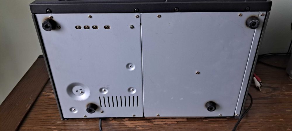 Касетна дека TEAC A-103 РЕТРО