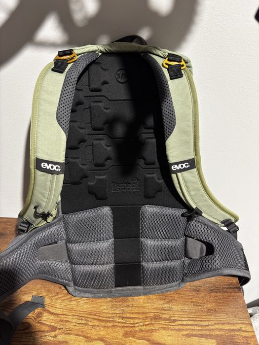 Plecak Evoc Trail Pro 10 roz. S/M oliwkowy