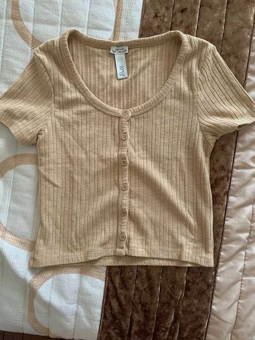 Top curto de manga curta camel Pull&Bear