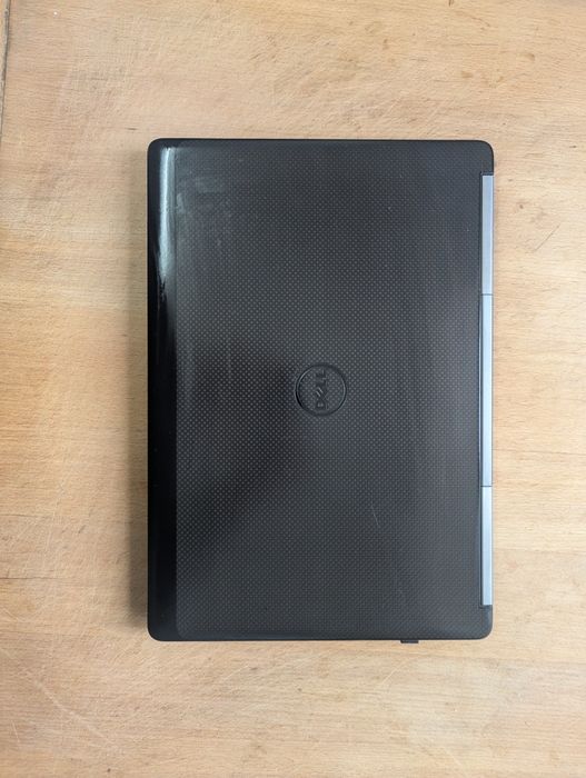 Игровой ноутбук Dell precision 7520
