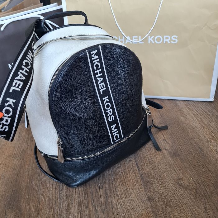 Michael Kors plecak plecaczek rhea czarny logo tape duży mk monogram l