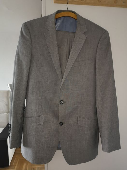 Szary garnitur męski M/48