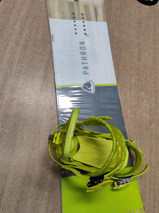 Pathron Blade 149cm z wiązaniami