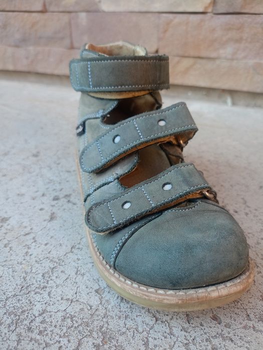 Ортопедичне взуття для дітей