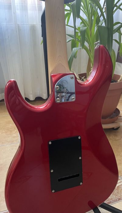 Fujigen stratocaster Odyssey 2 Candy Apple Red