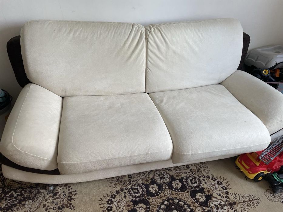 Продам комплект мебели  кресло и диван Жолтые Воды