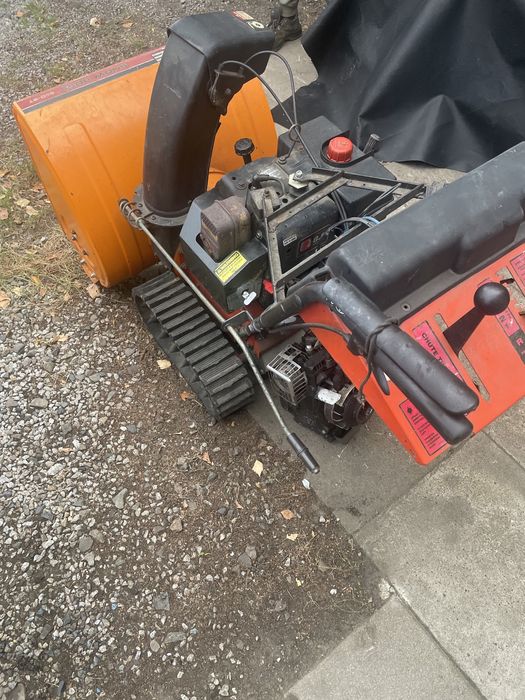 Odśnieżarka gąsienicowa Tecumseh 8hp