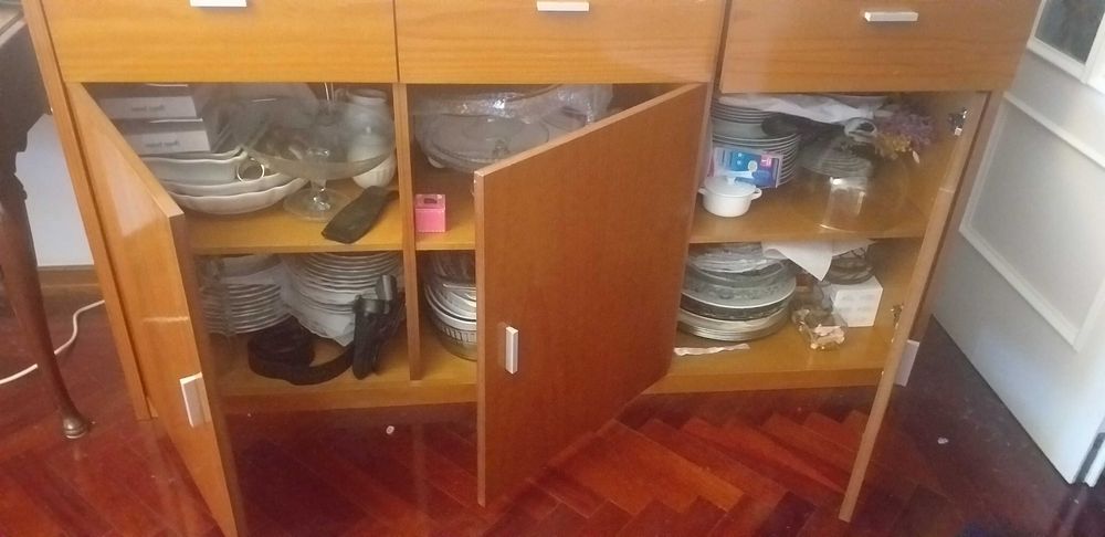 Aparadores sala em pinho