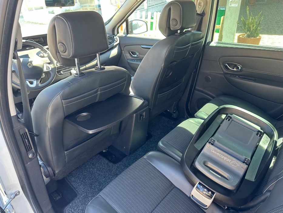 Renault Scenic 5 lugares