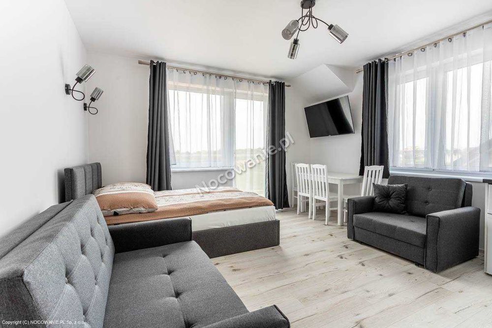 Pokoje apartamenty noclegi wczasy nad morzem basen sauna jacuzzi