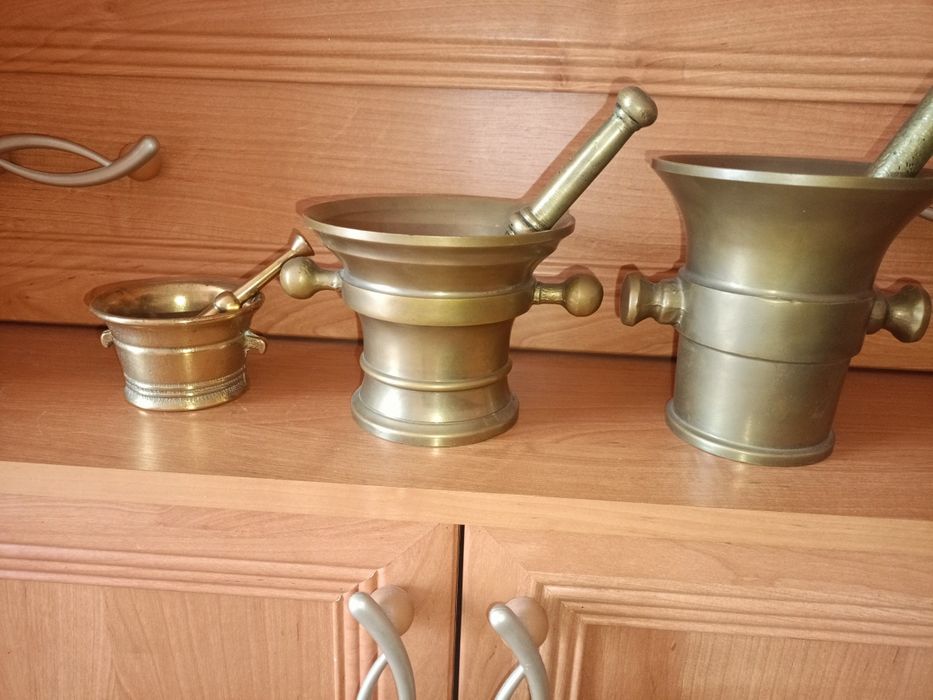 Stare moździerze z mosiądzu