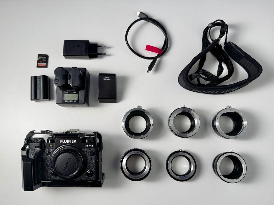 Камера Fuji XT4 Black + Клітка + Комплект Адаптерів