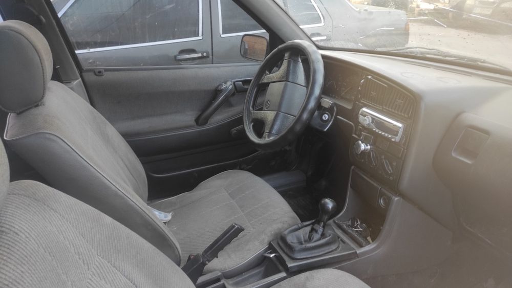 ,Рено кенго 1.9д 98год., Фольксваген Пассат в3, БМВ 520