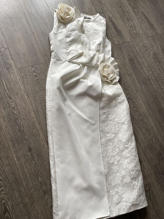 Sukienka wieczorowa  m ecru