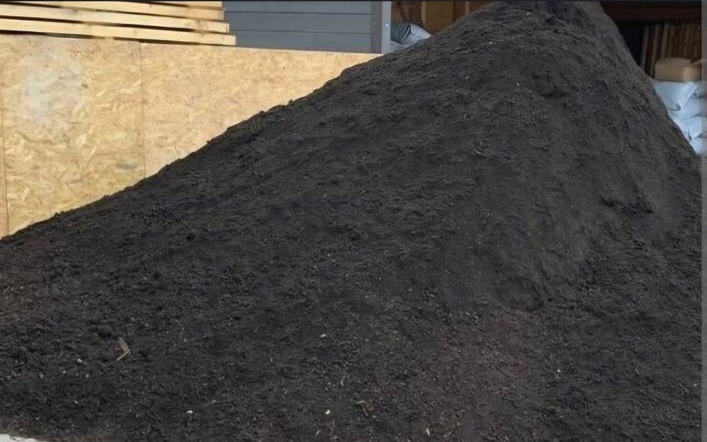 Humus ziemia na sprzedaż