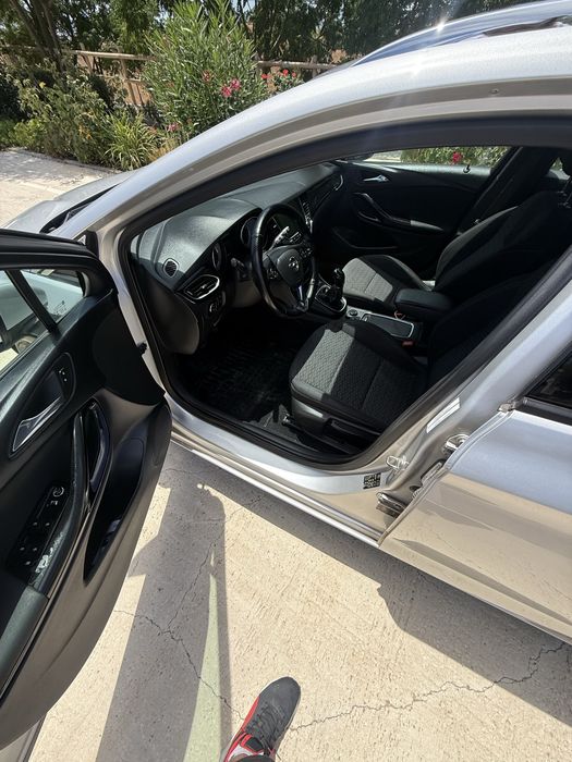 Opel Astra Sports Tourer 1.6 CDTI (2018) – Venda ou Troca