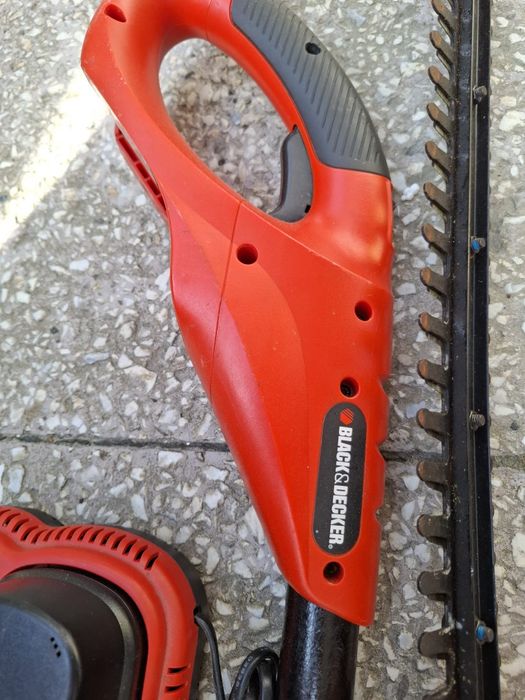 Nożyce do cięcia żywopłoty Black&Decker