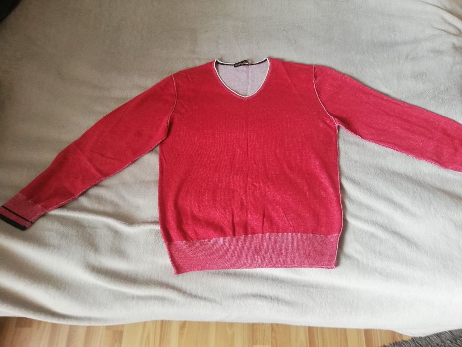 sweter  w serek męski