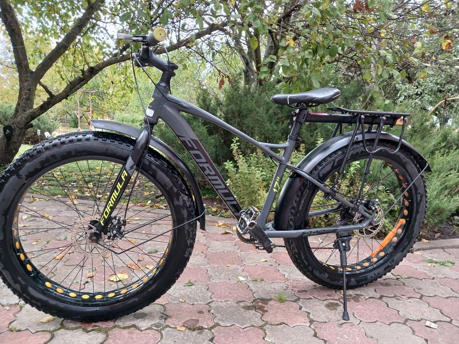 Велосипед фірми Formula