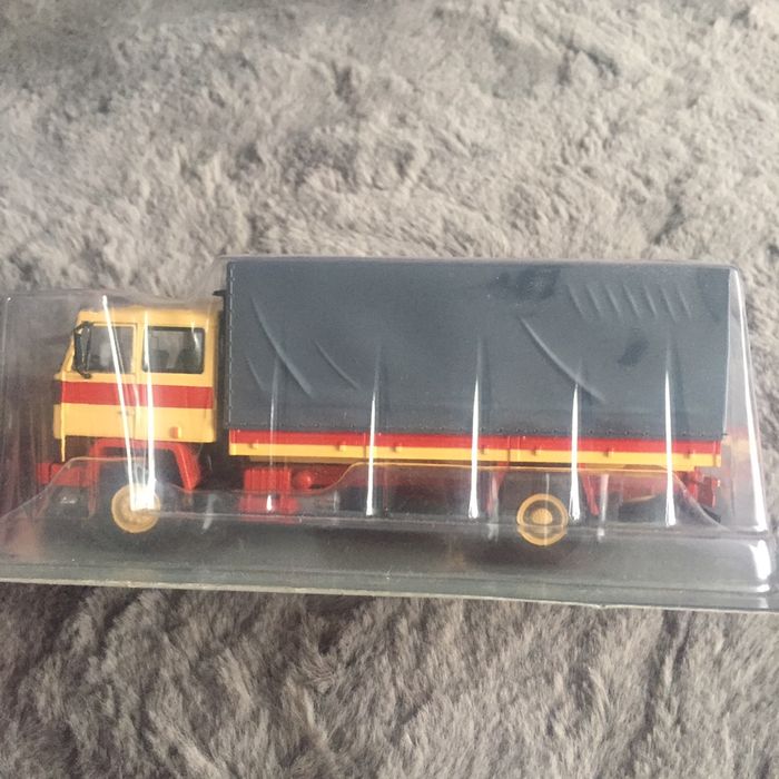 Jelcz 415 Kultowe ciężarówki z epoki prlu 1:43 deagostini nowy model