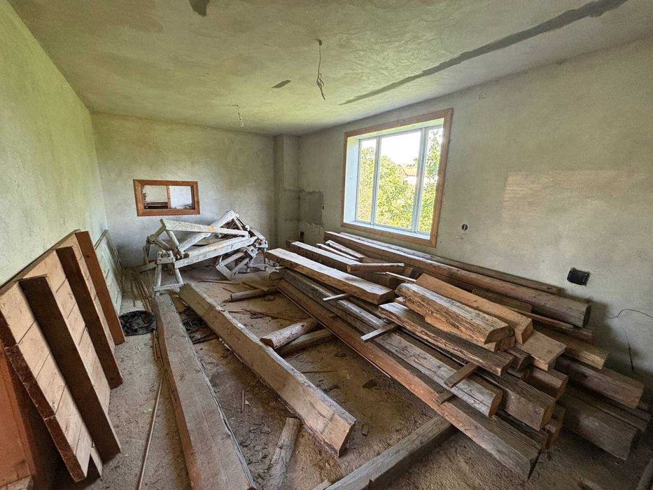 Продається будинок 420 м². Ділянка 18 соток. смт. Солотвин. Краєвид. Гори. Асфальт