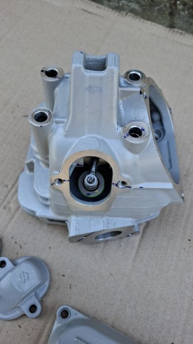 Головка Bajaj Boxer 125, Головка баджадж боксер