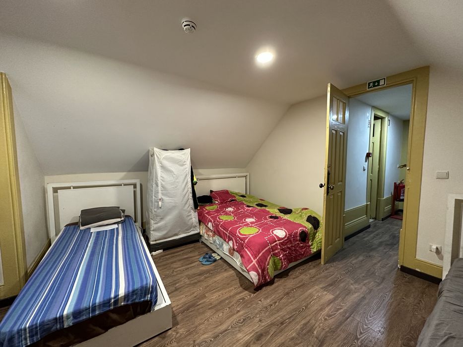 Quarto compartilhado junto a Praça da Batalha