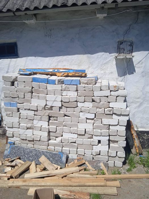 Біла цегла б/в, 4 грн, Корнин