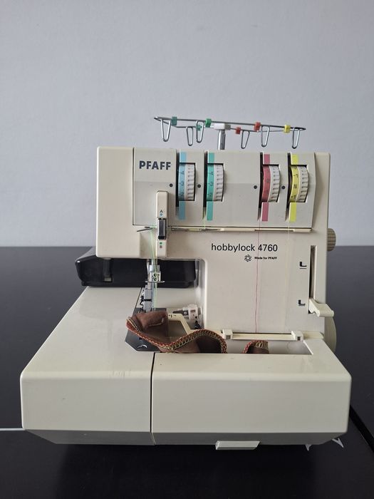 Owerlok PFAFF hobbylock 4760