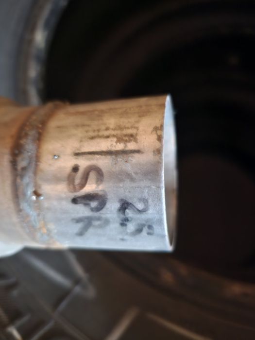 Мерседес спринтер помпа  и гофра глушителя.