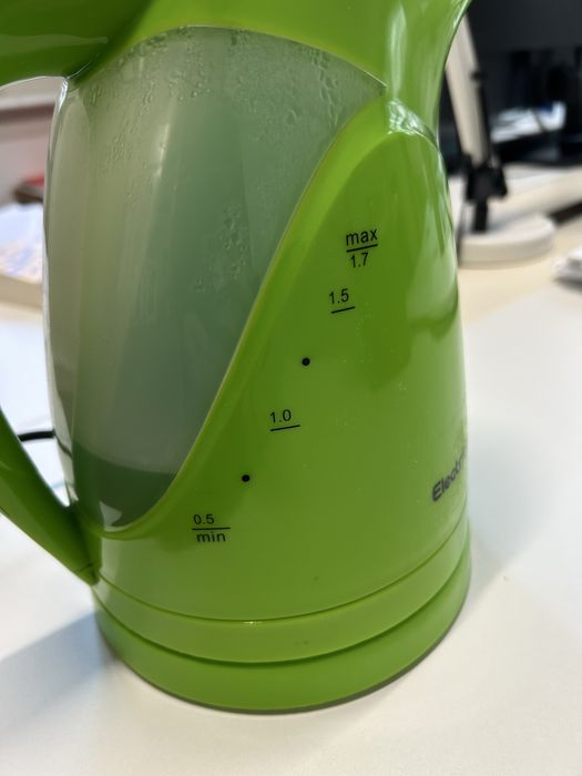 Fervedor de água / chameira elétrica Eketric Co