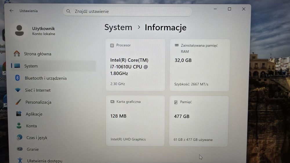 Lenovo ThinkPad T14 – i7 / 32 GB RAM / SSD