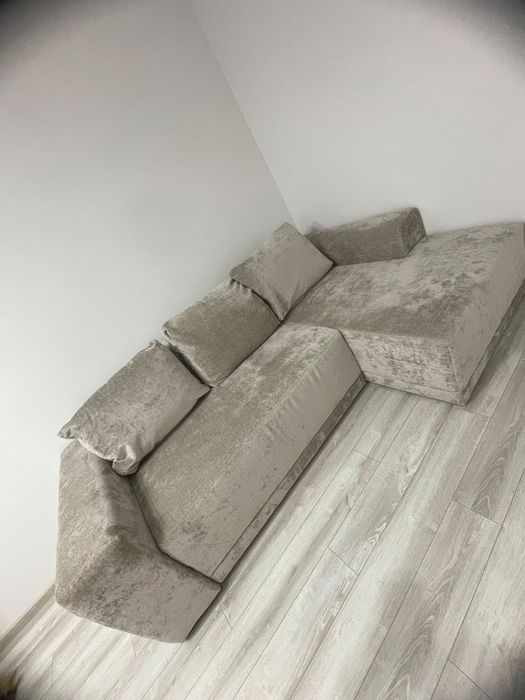 Розкладний диван в ідеальному стані