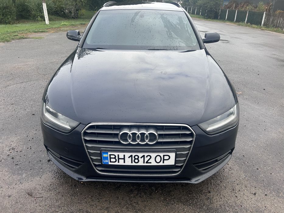 Продам Ауді А4 2013 року
