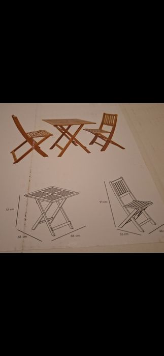 Conjunto Mesa de Refeição e 2 cadeiras