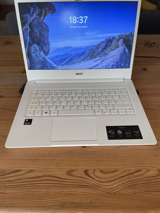 Portátil Acer Aspire 1 A114-61 series Model N 20Q7