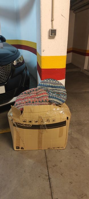 Vende se coxim crianças