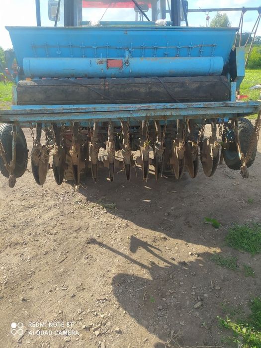 продам сівалку навісну до міні трактору