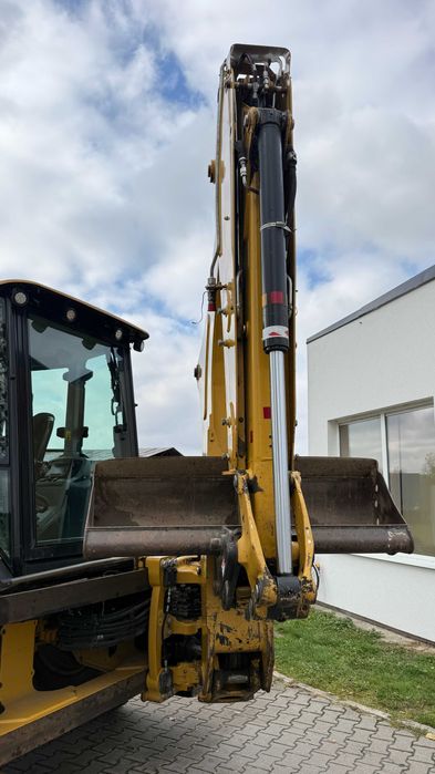 CAT 432 (2020 р.) – ідеальний стан – 5859 м/г – доставка з Польщі