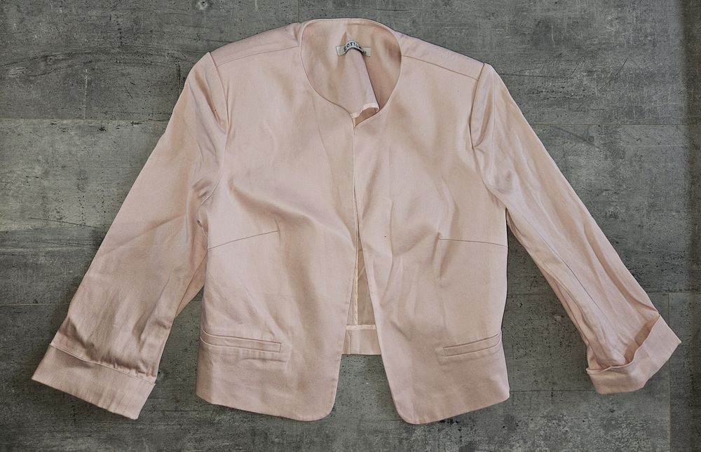 Krótki jasnoróżowy bawełniany żakiet pastelowy l-xl Gertie