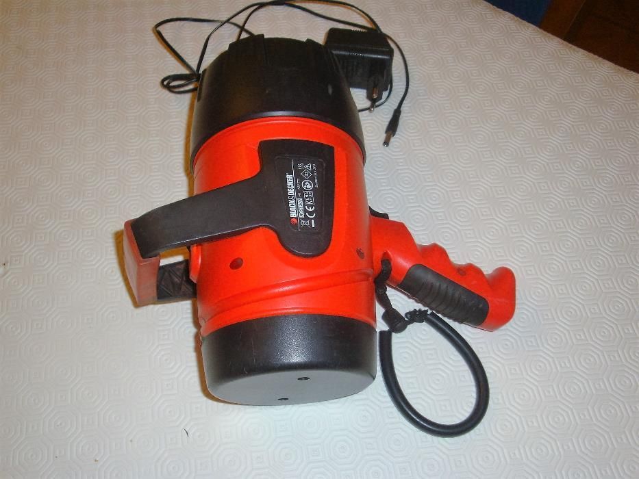 lanterna recarregável "Black & Decker"