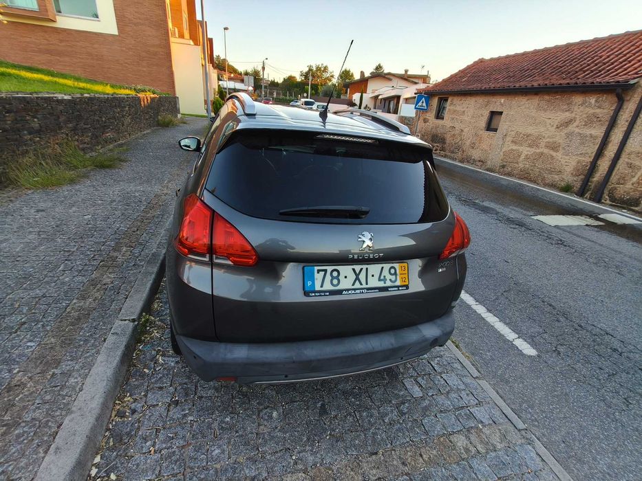 Peugeot 2008 gasóleo allure  de 12/2013 — photo 4