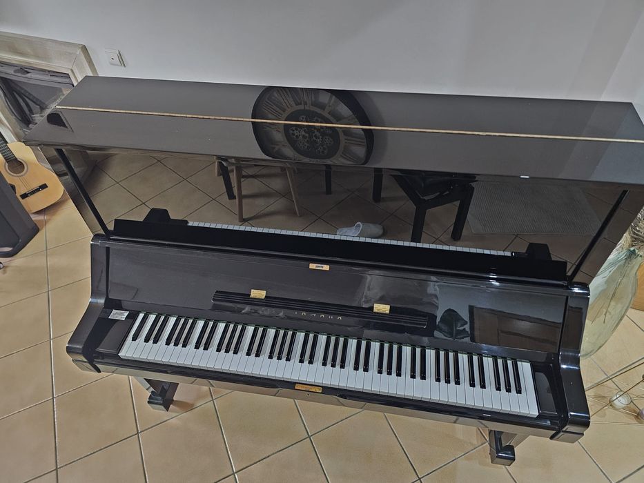 Piano Vertical Yamaha X