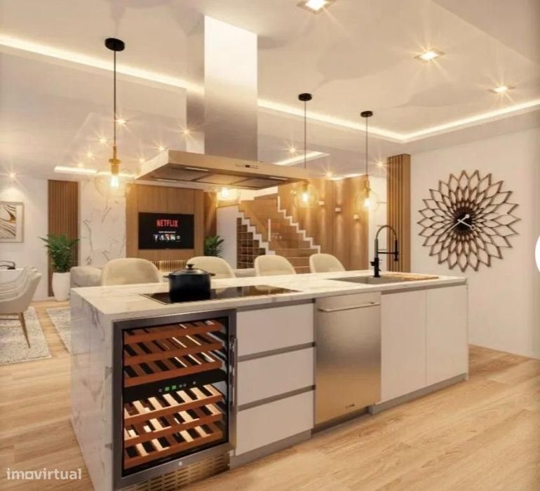 Apartamento T4 Praça de Alvalade
