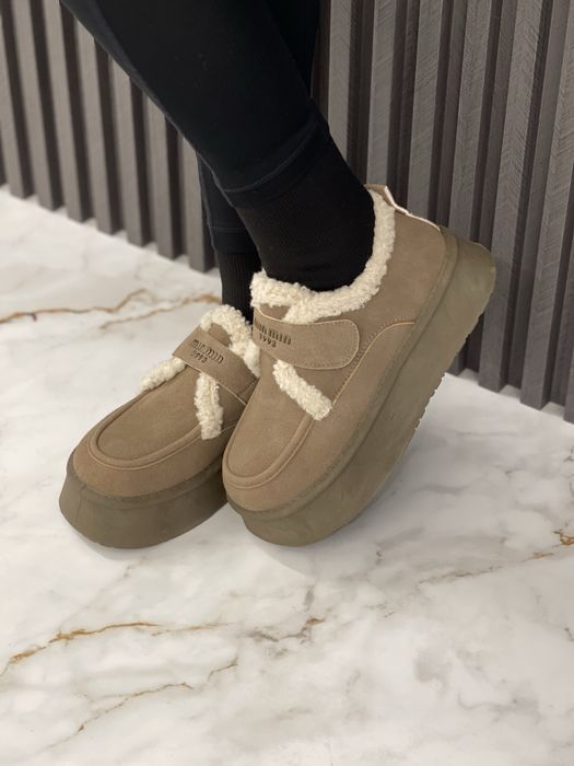 Теплі жіночі зимові черевики лофери MiuMiu 1993 зима лофери