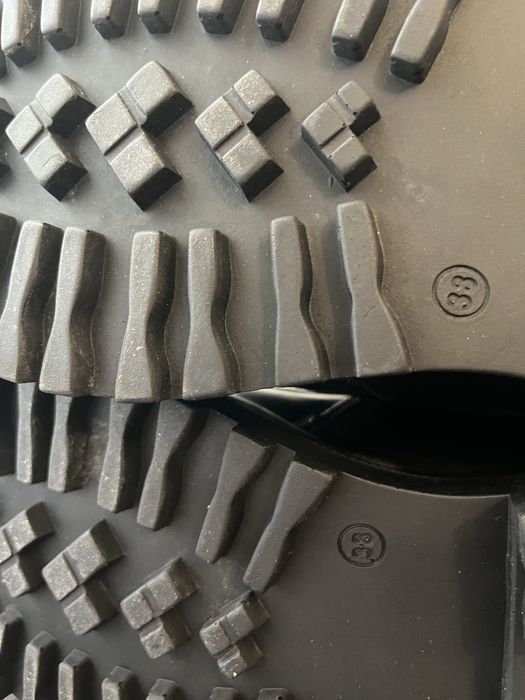 Кожані  зимні сапожки