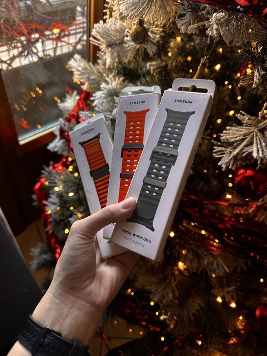 Оригінальні ремінці Samsung для Galaxy Watch — нові