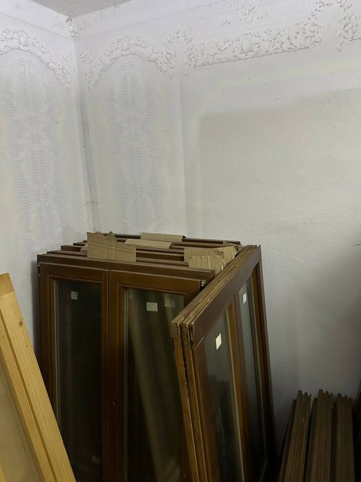 Комплект нових вікон з масива дуба  1,4м х 1м