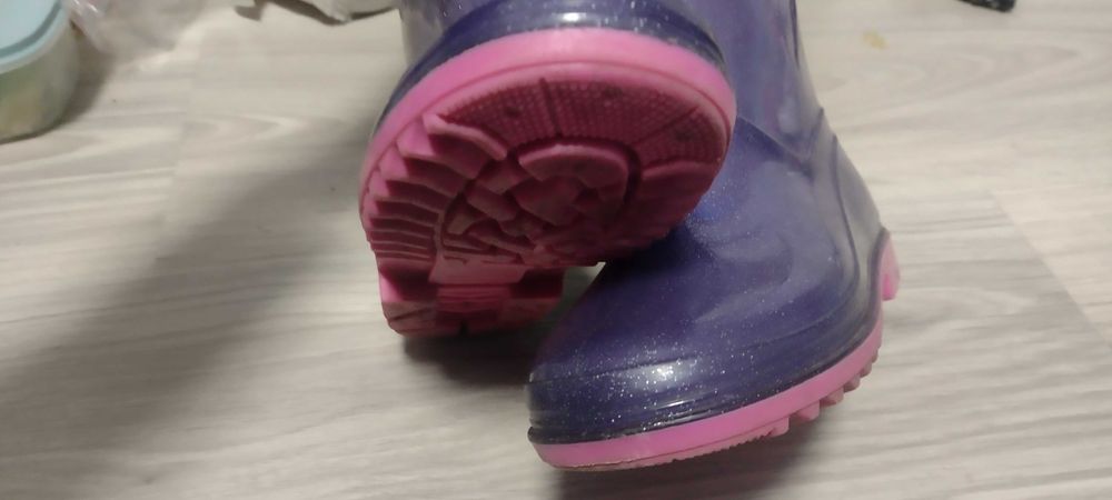 Kalosze dziewczęce brokatowe ze ściągaczem 30